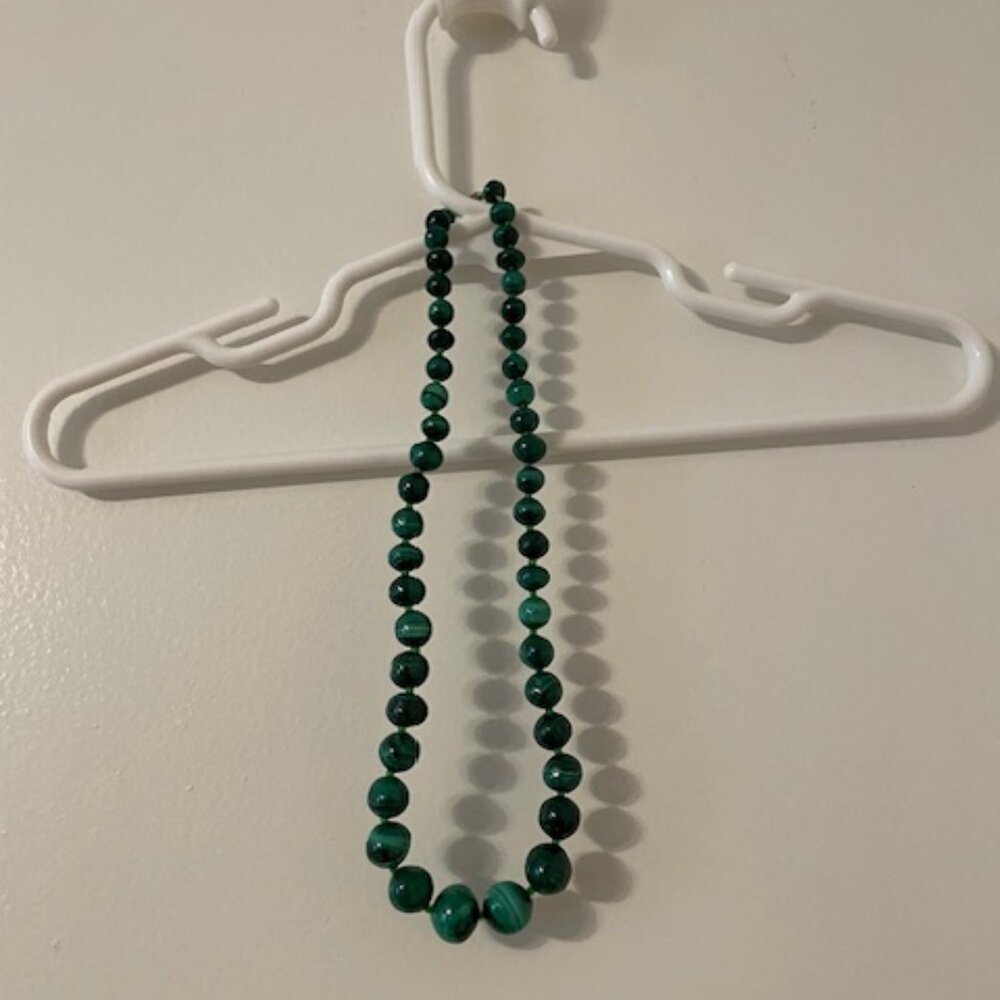 Malachite Necklace - Green - Picture 2 of 3